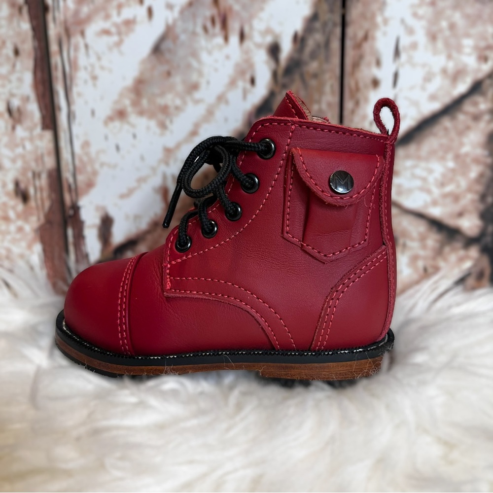 SOLD Mikoleon Heirloom Luxe boots size 5-5.5 (US) 21 (EU) in Brave Red